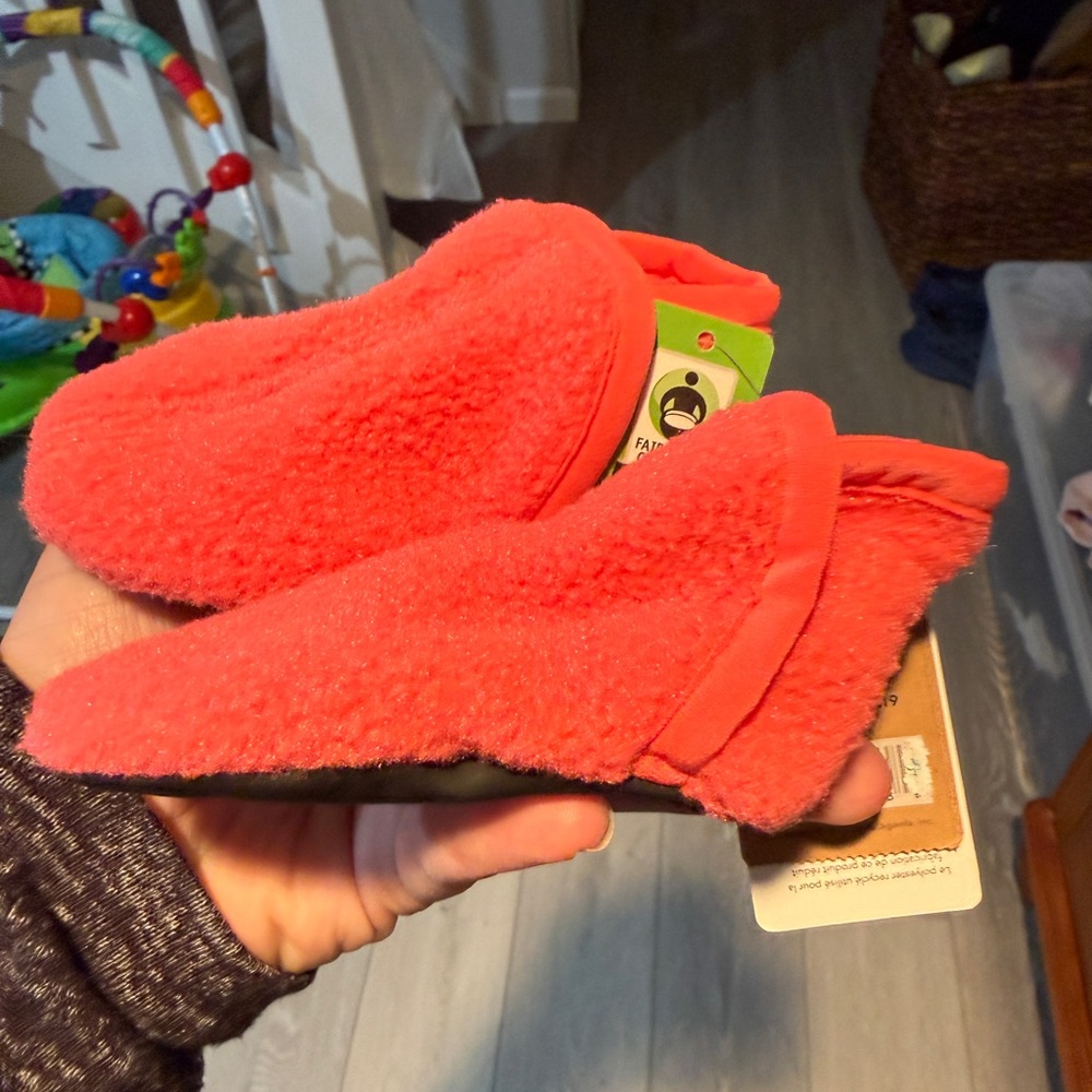 Patagonia Range Pink Baby Booties